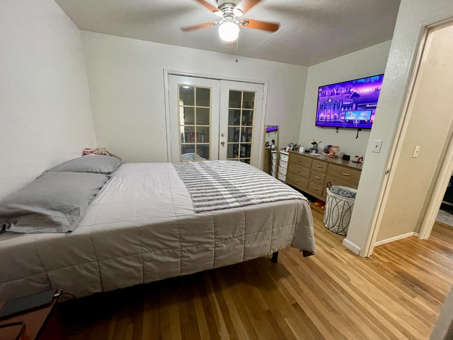 1120 W F St, Oakdale, CA 95361