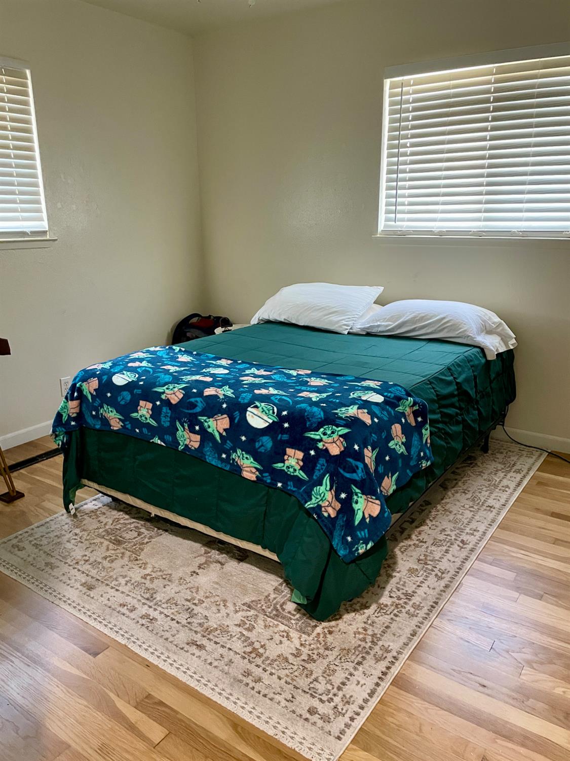 1120 W F St, Oakdale, CA 95361