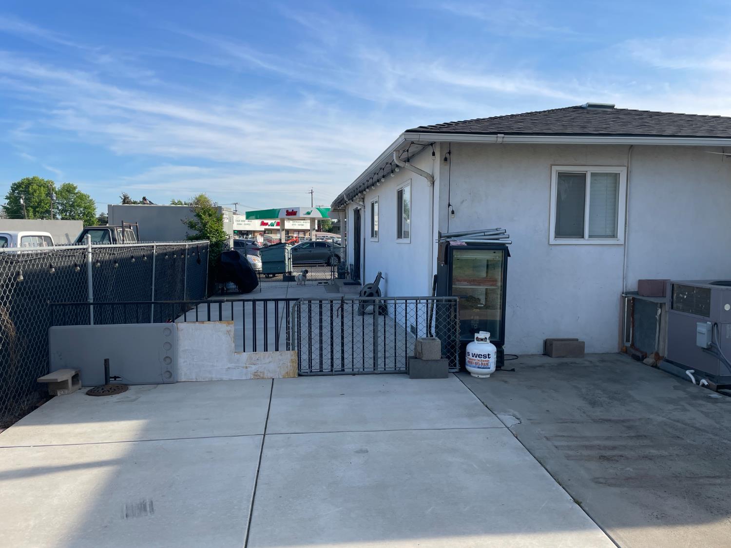 1120 W F St, Oakdale, CA 95361