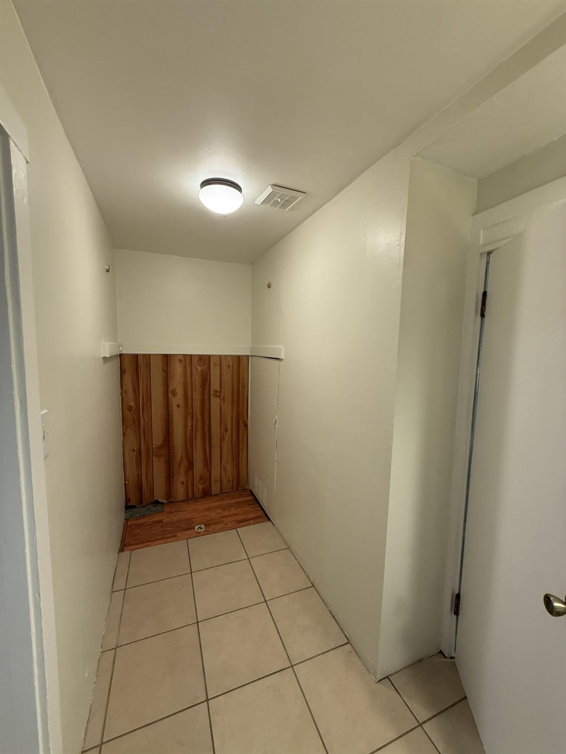 223 Rosemont Ave, Modesto, CA 95351