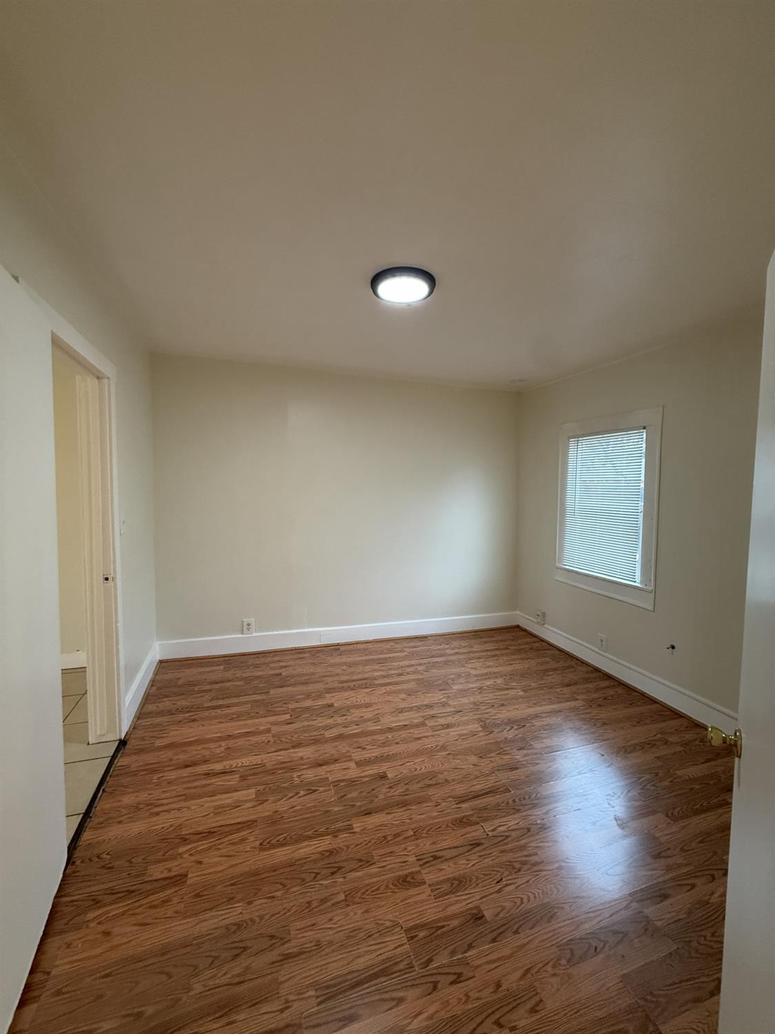 223 Rosemont Ave, Modesto, CA 95351