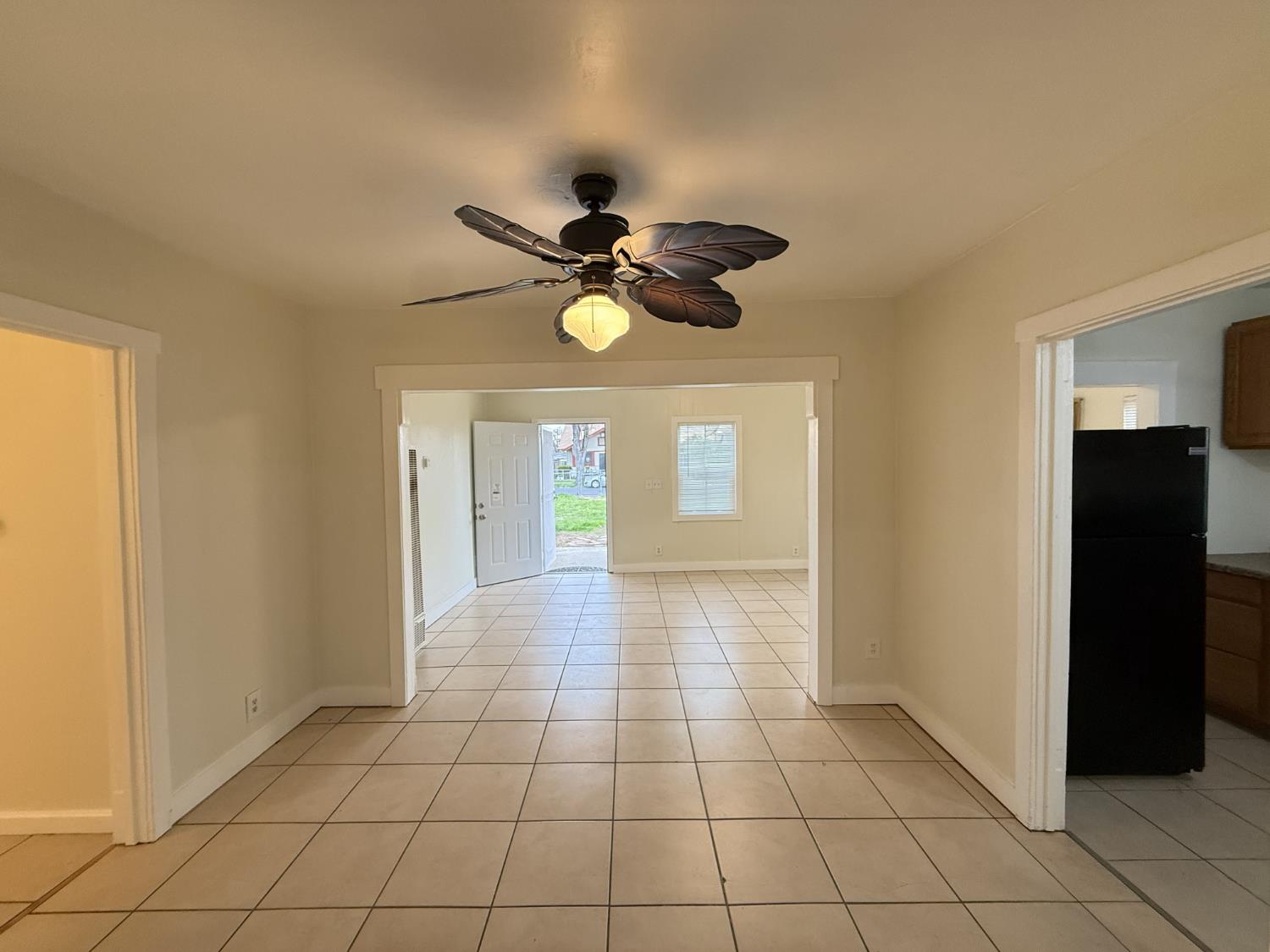 223 Rosemont Ave, Modesto, CA 95351