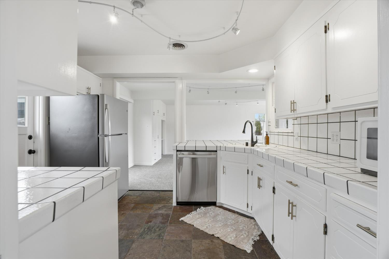 507 Coronado Way, Modesto, CA 95350