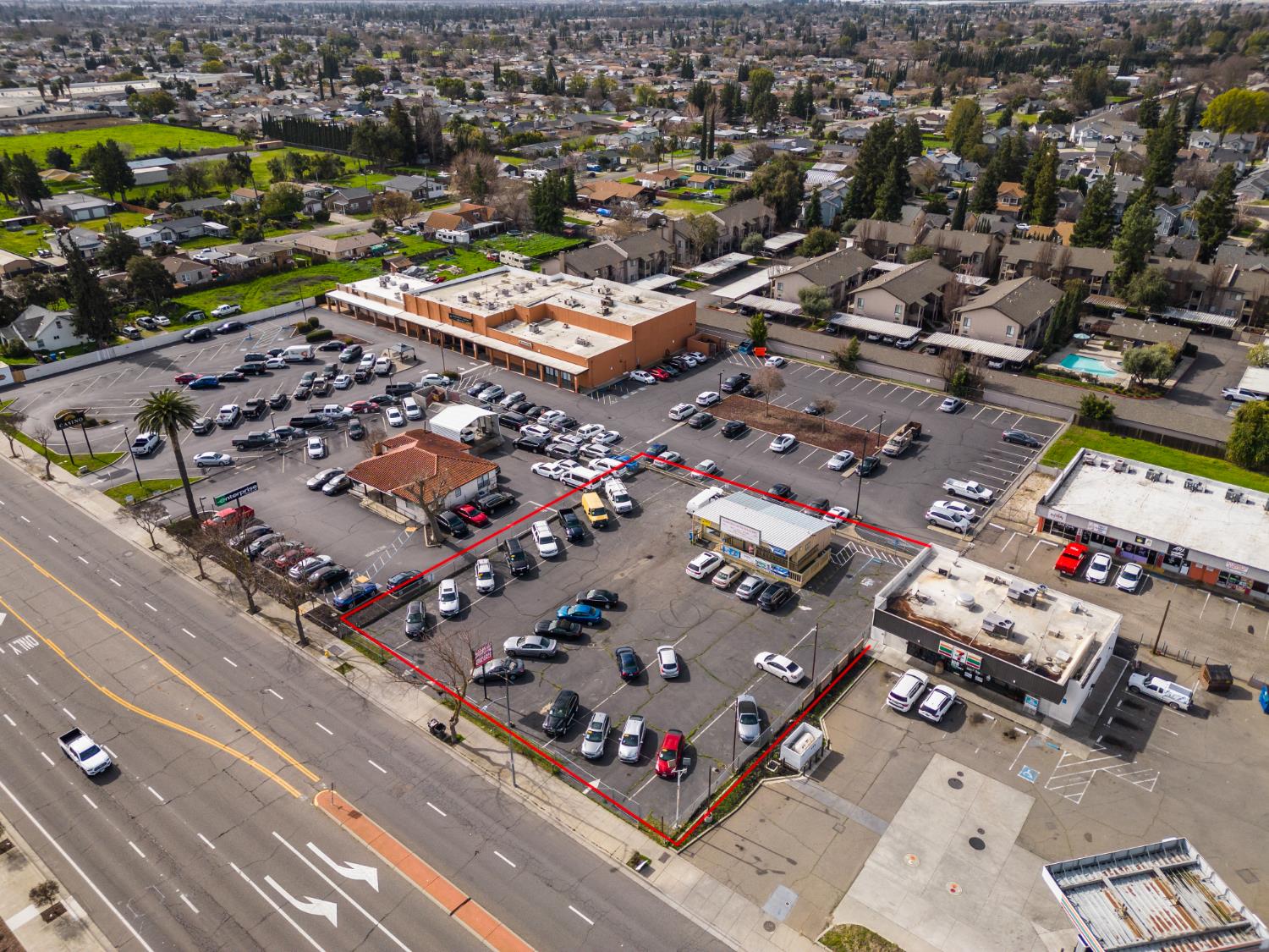 1397 N main St, Manteca, CA 95336