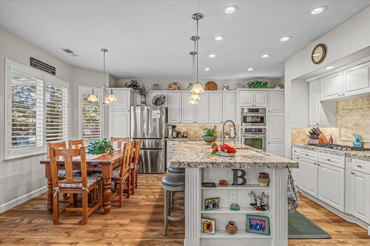 1738 Heirloom Ct, Modesto, CA 95357