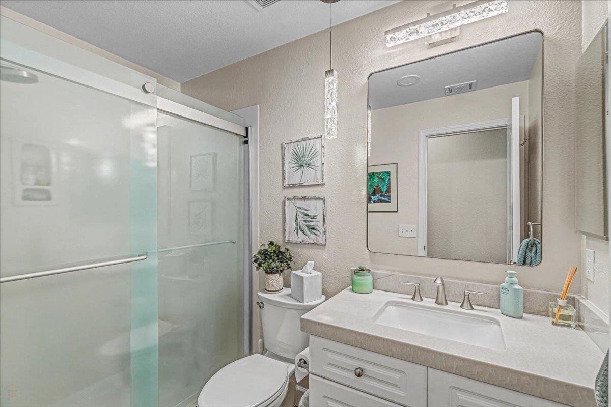 1738 Heirloom Ct, Modesto, CA 95357