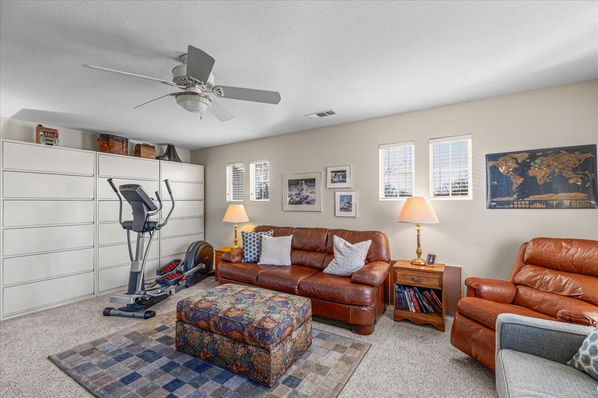 1738 Heirloom Ct, Modesto, CA 95357