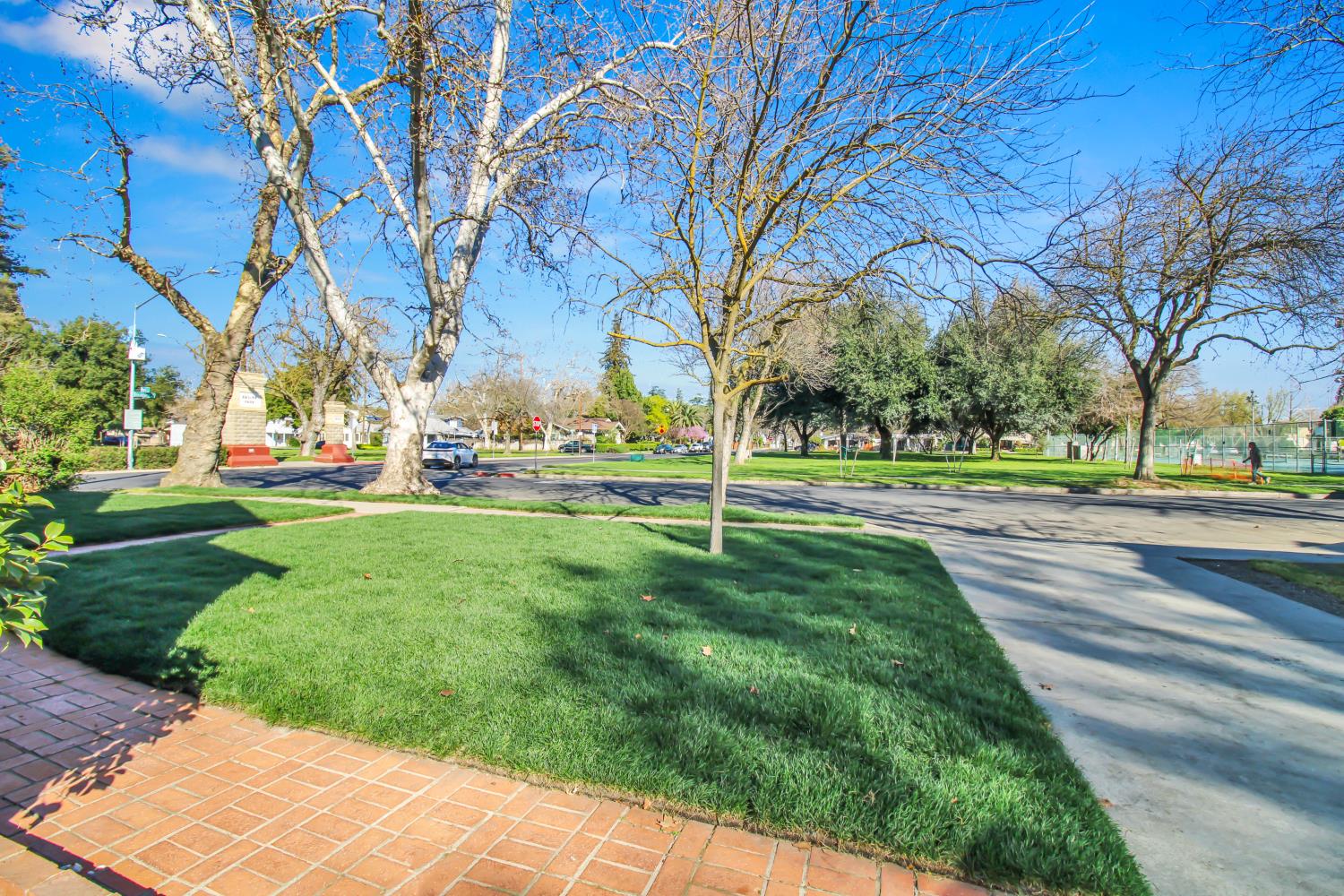 317 Park Ave, Modesto, CA 95354