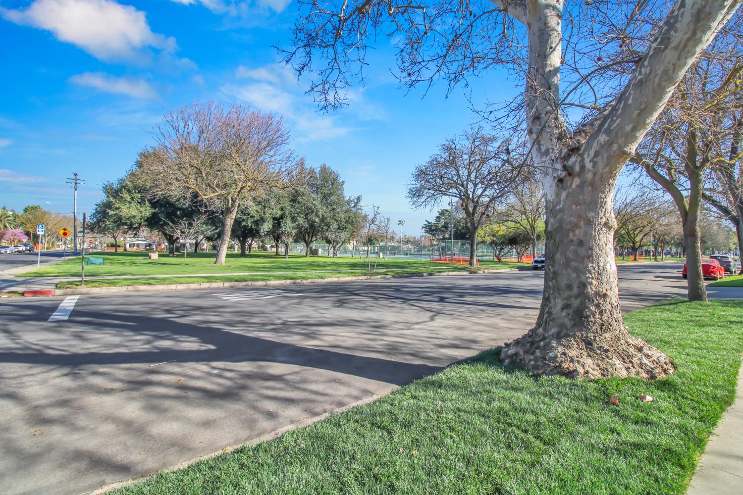 317 Park Ave, Modesto, CA 95354