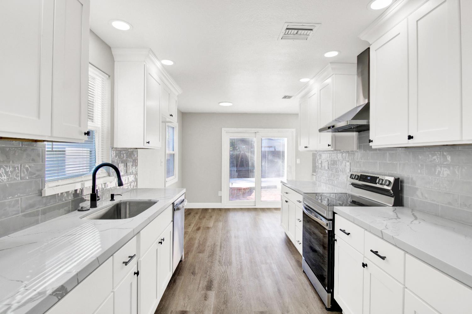 317 Park Ave, Modesto, CA 95354