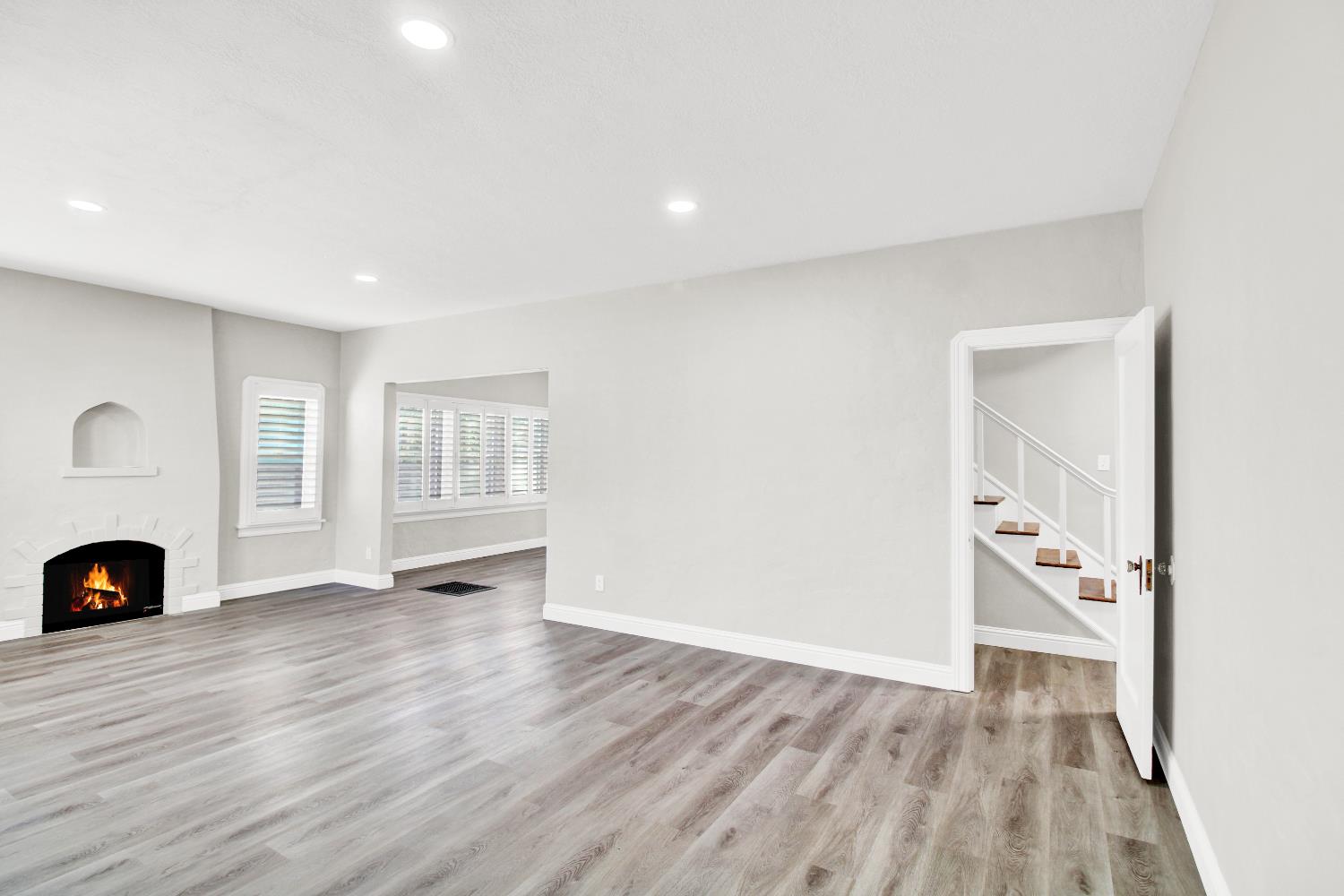 317 Park Ave, Modesto, CA 95354