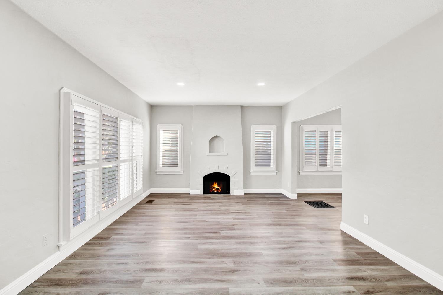 317 Park Ave, Modesto, CA 95354