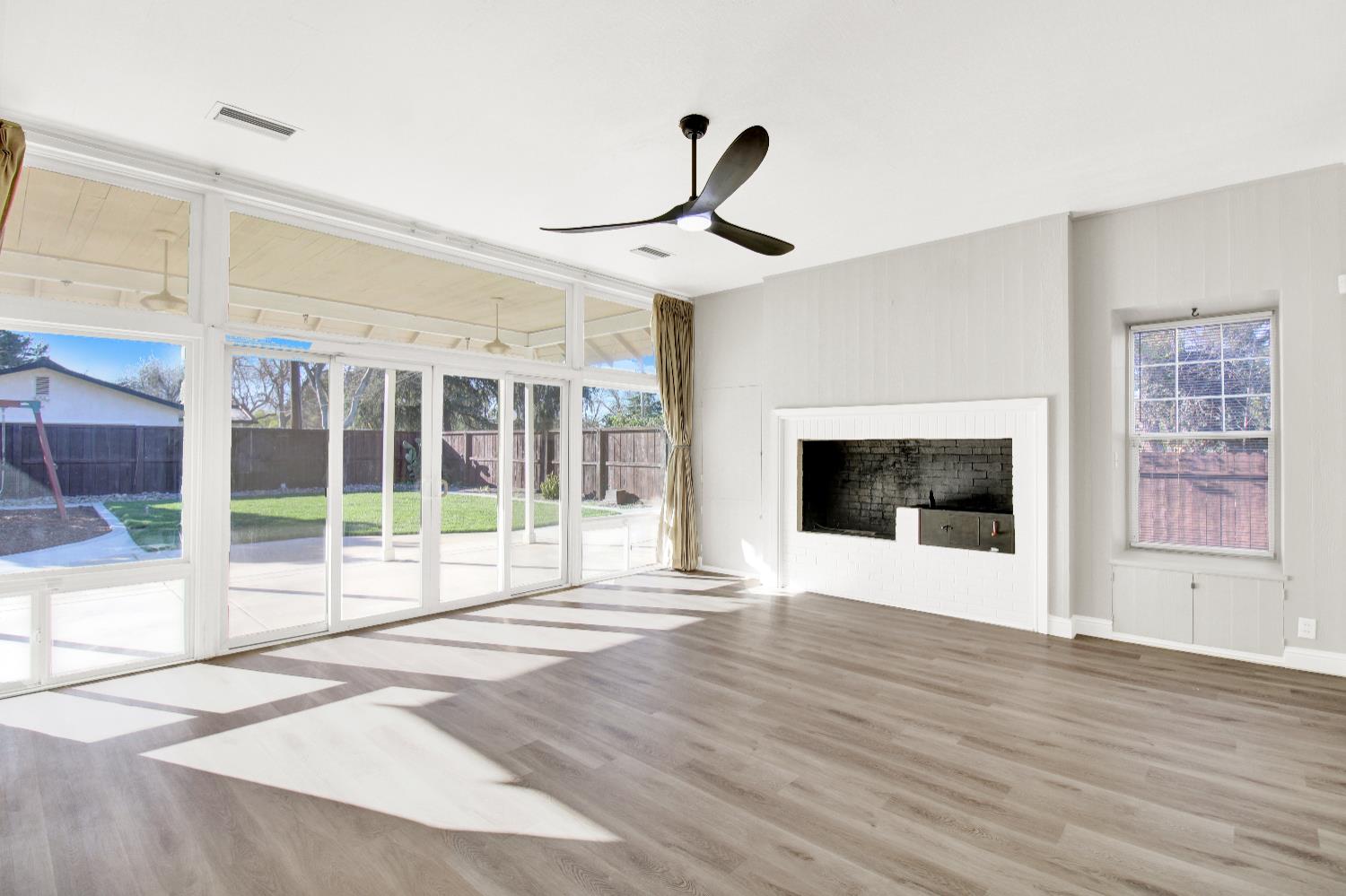 317 Park Ave, Modesto, CA 95354