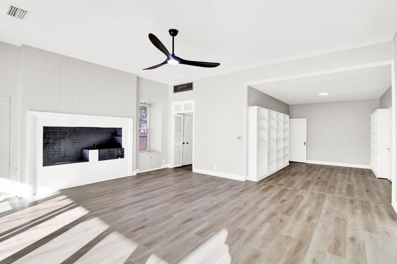 317 Park Ave, Modesto, CA 95354