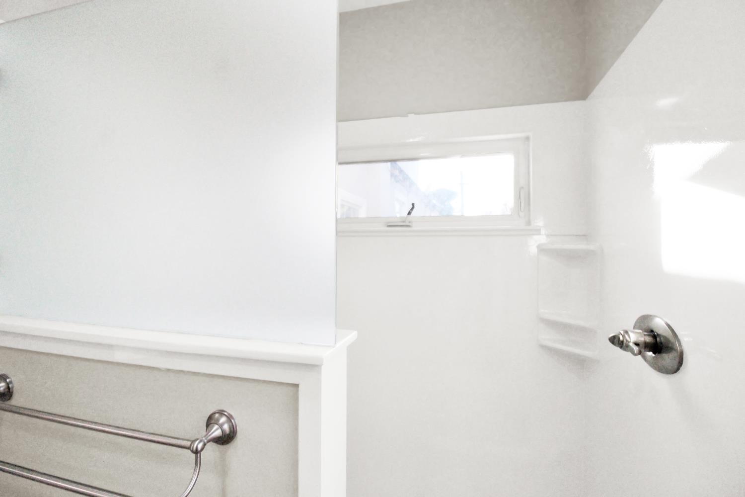 317 Park Ave, Modesto, CA 95354