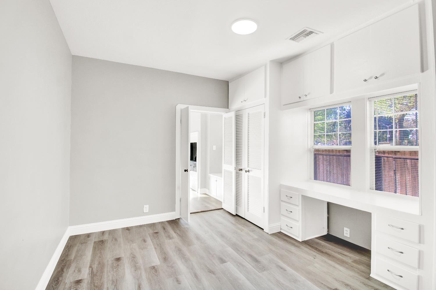 317 Park Ave, Modesto, CA 95354