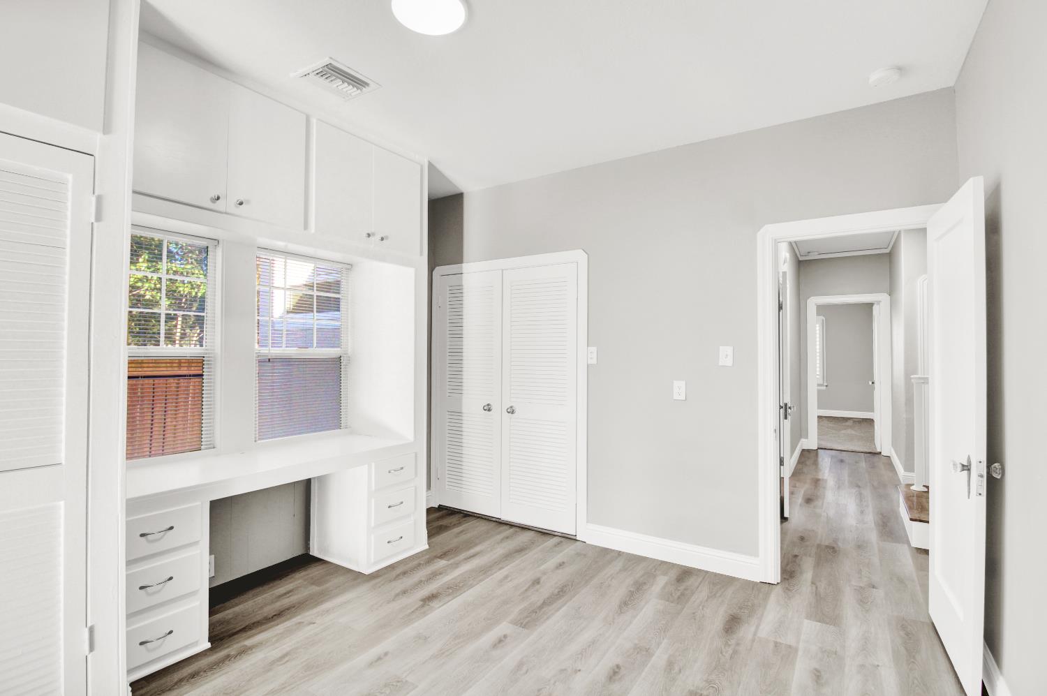 317 Park Ave, Modesto, CA 95354