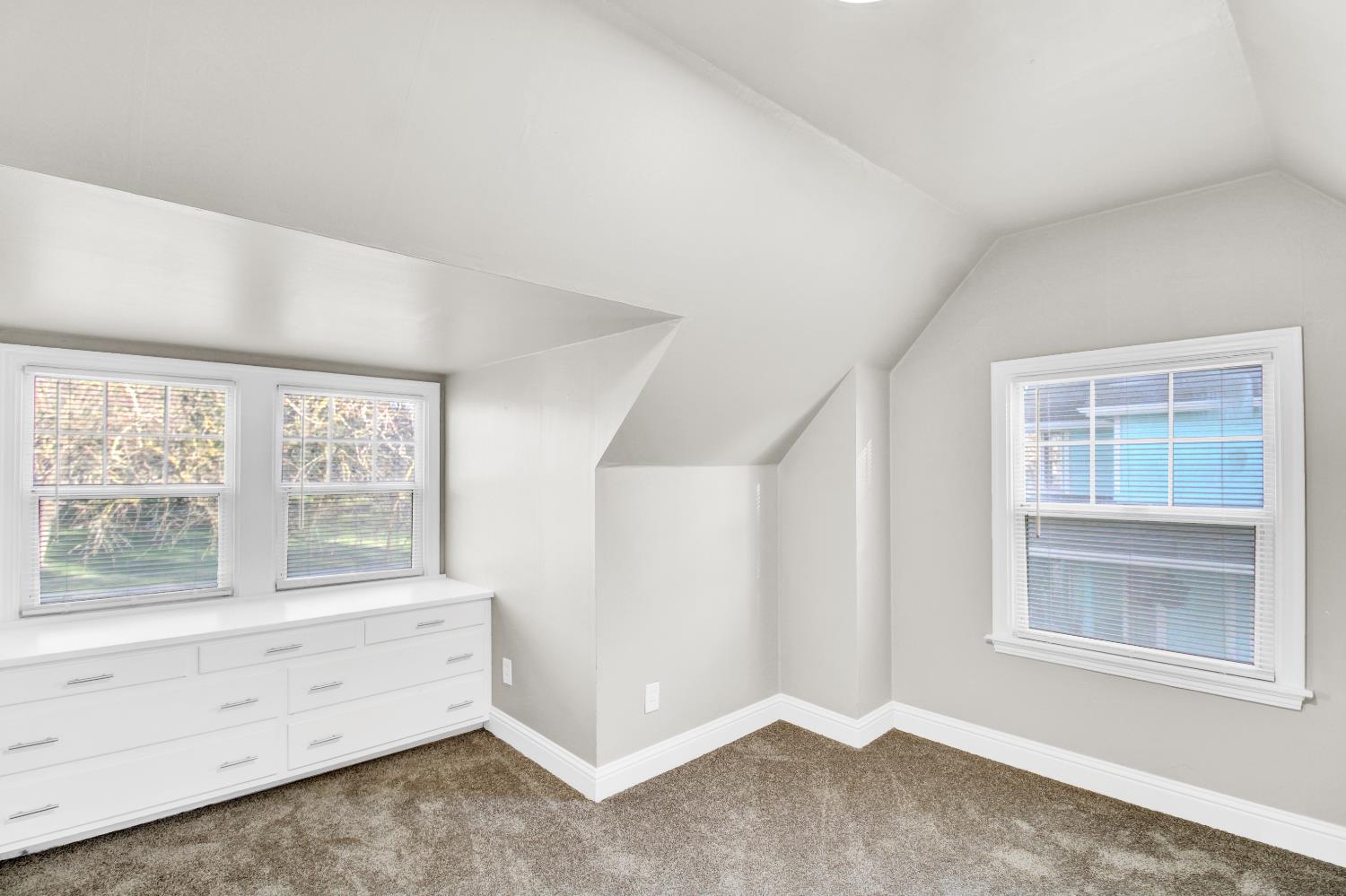 317 Park Ave, Modesto, CA 95354