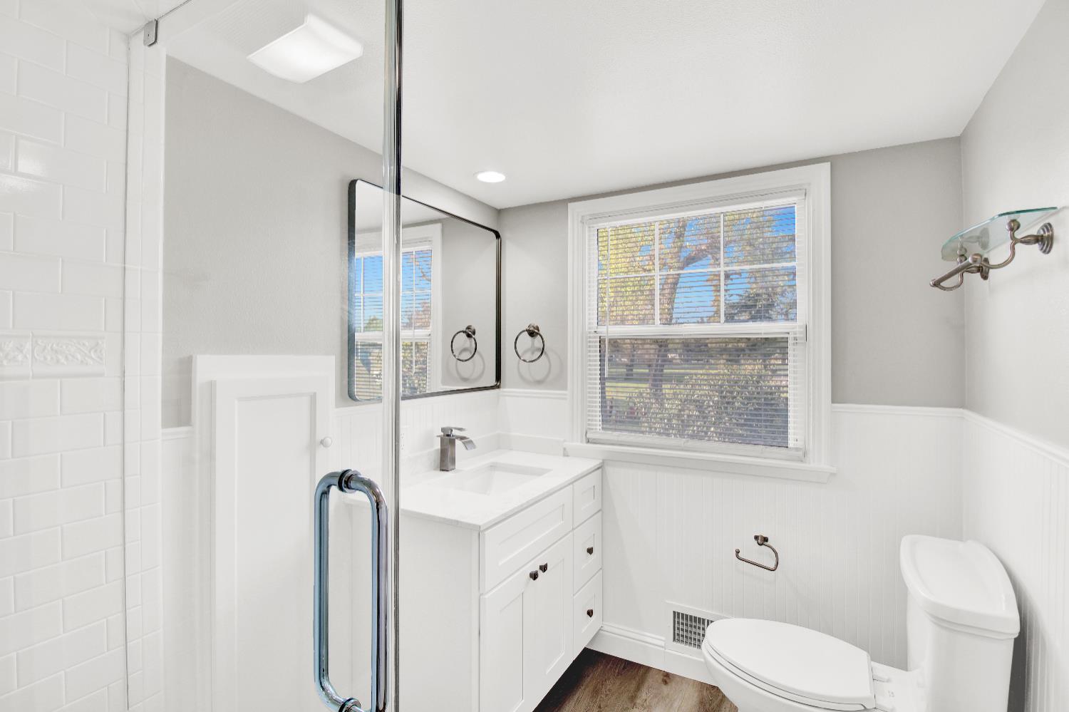 317 Park Ave, Modesto, CA 95354