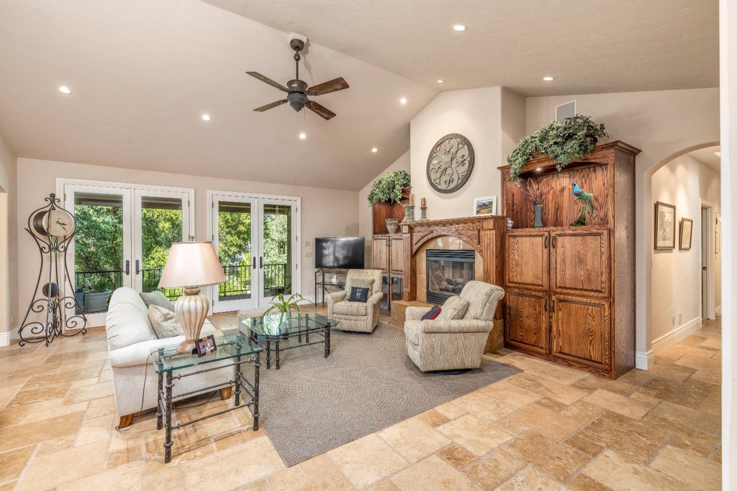 50 Knolls Ct, Copperopolis, CA 95228