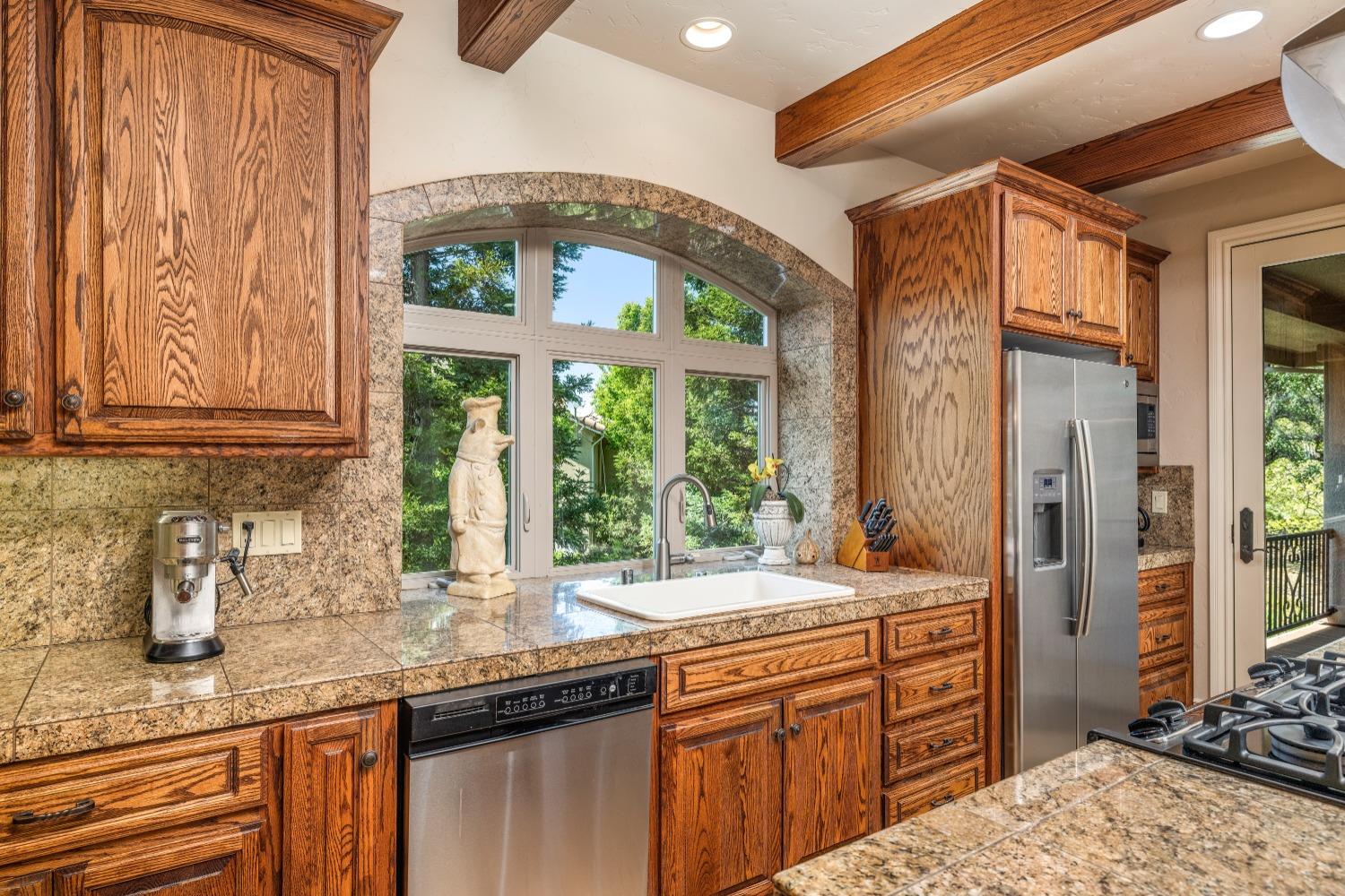 50 Knolls Ct, Copperopolis, CA 95228