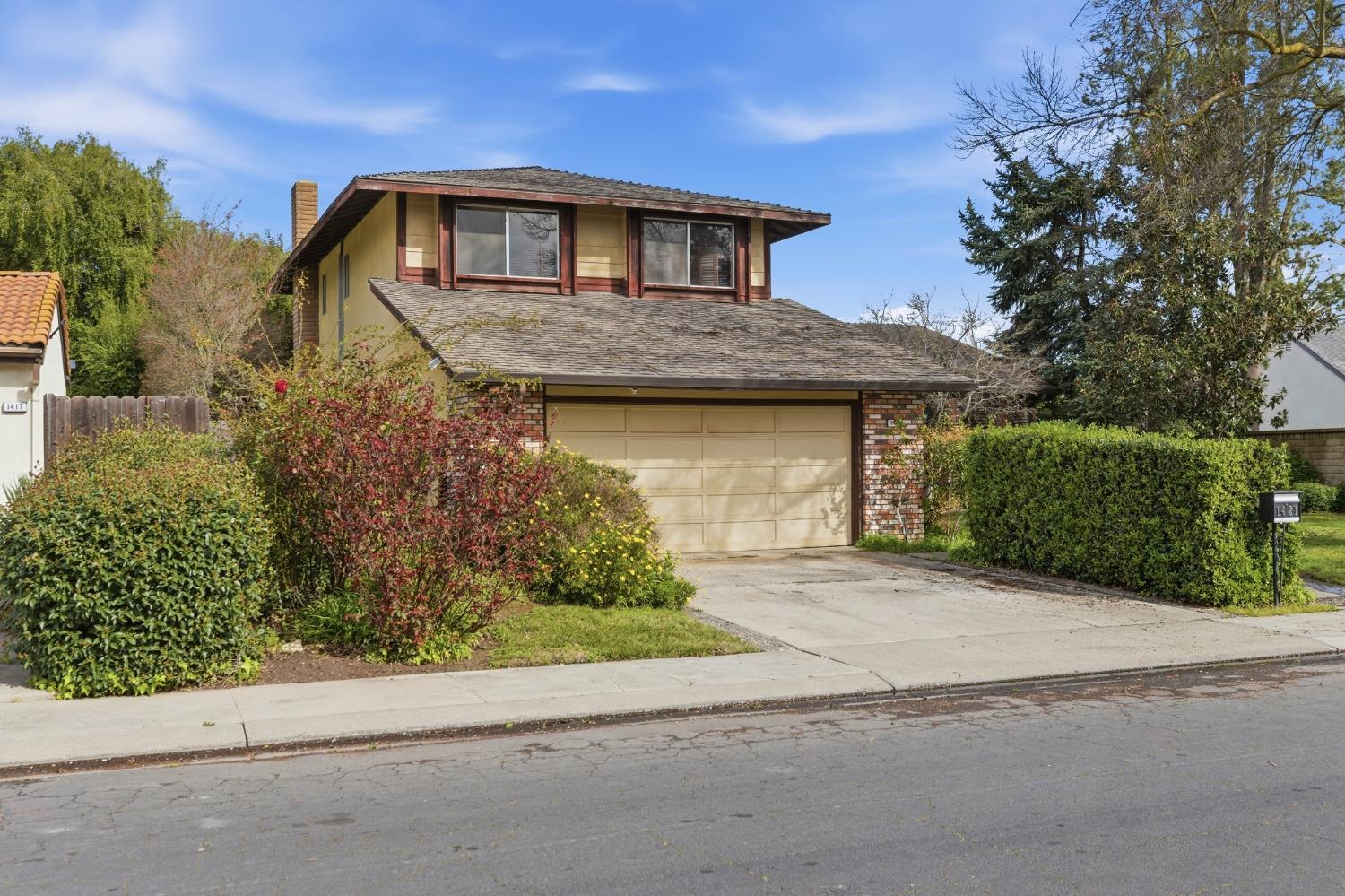 1421 Glenhaven Dr, Modesto, CA 95355