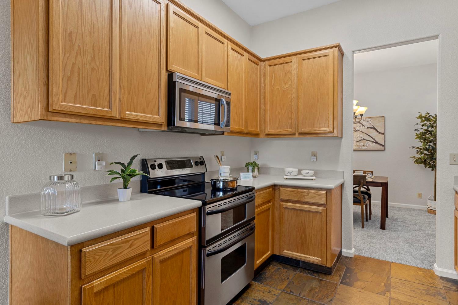 1605 Epping Ave, Modesto, CA 95355