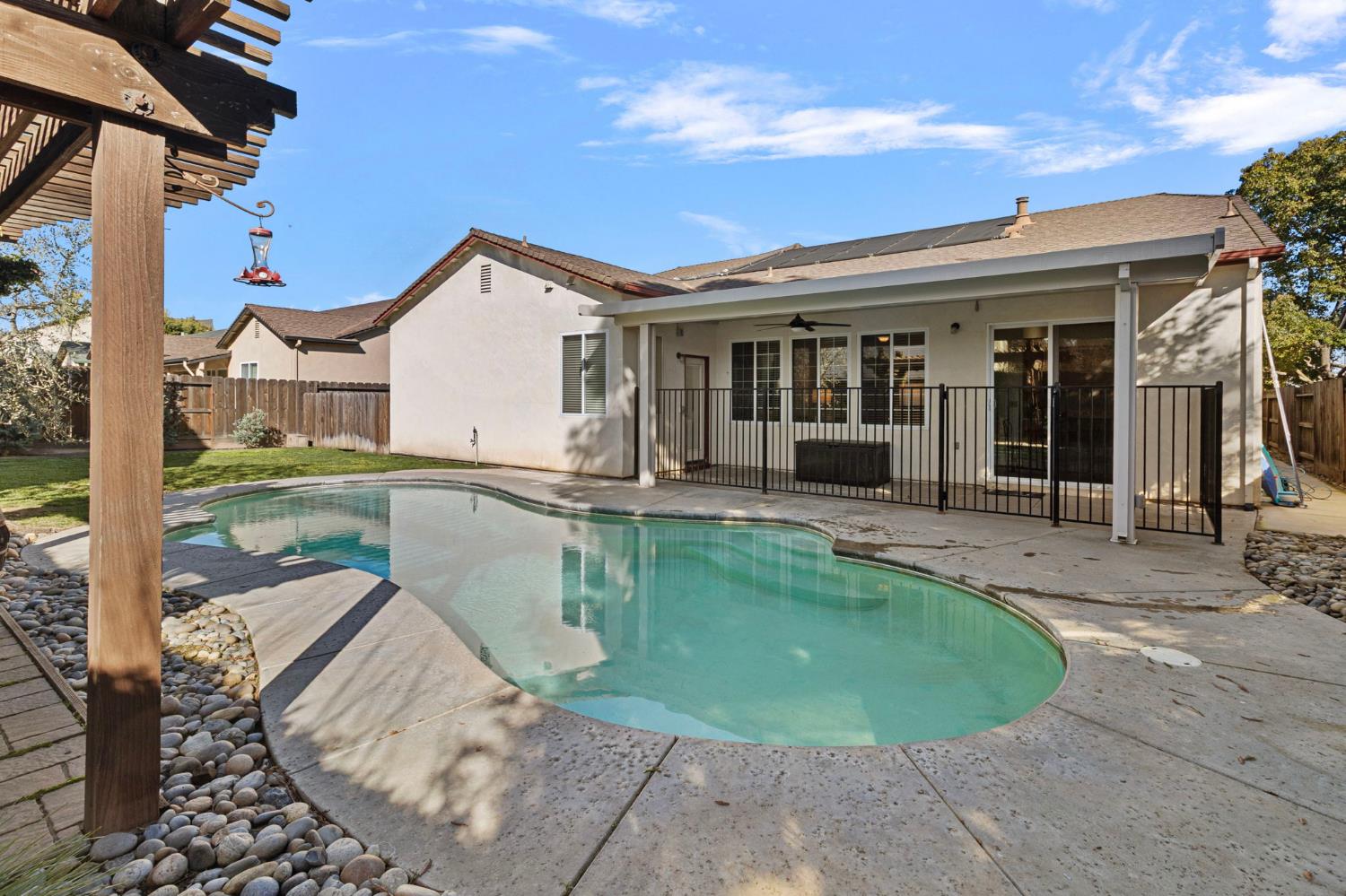 1605 Epping Ave, Modesto, CA 95355