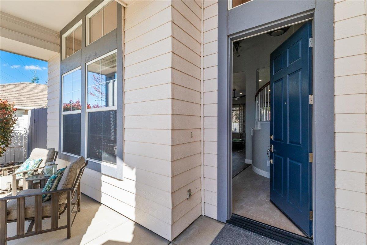 346 S Manley Rd, Ripon, CA 95366