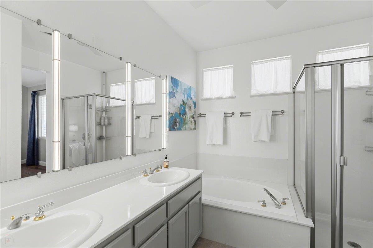 346 S Manley Rd, Ripon, CA 95366