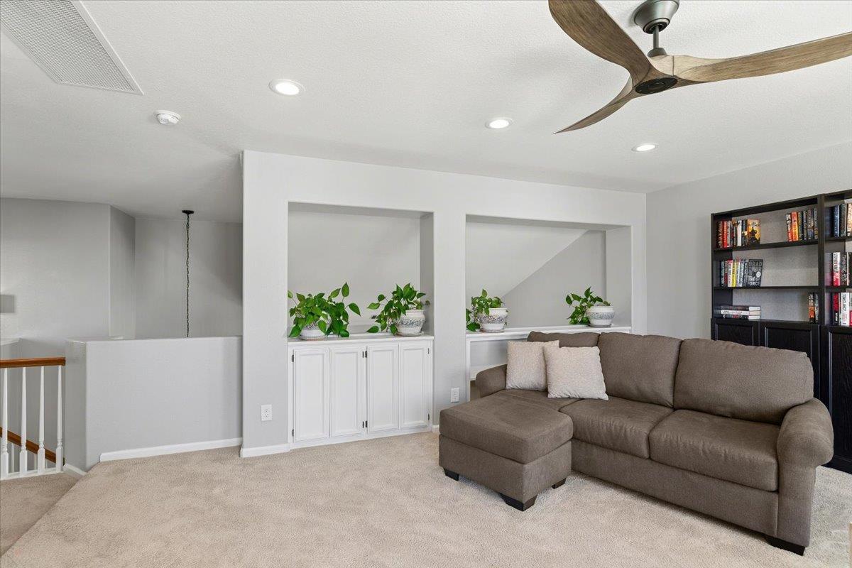 346 S Manley Rd, Ripon, CA 95366