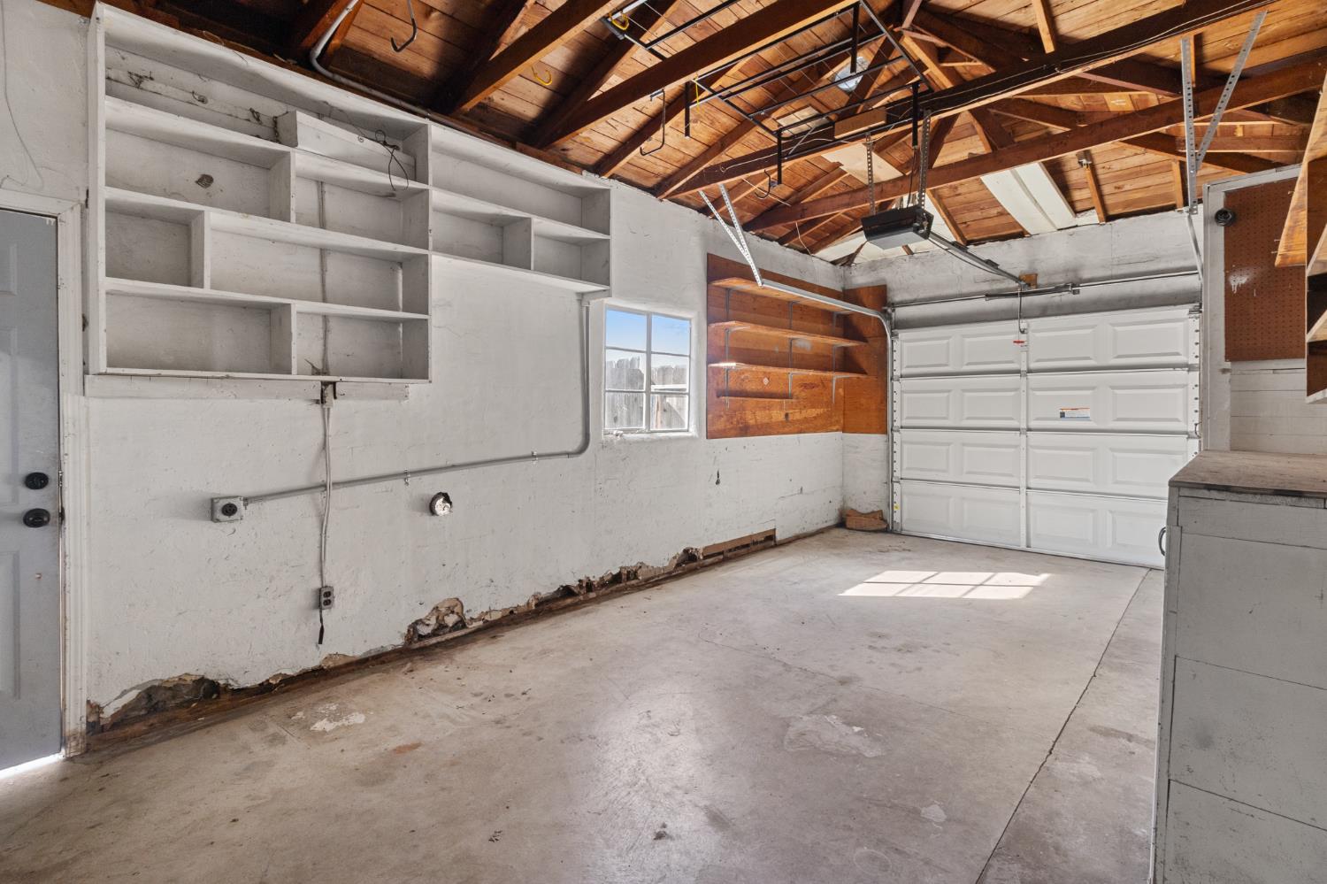 1628 Honeysuckle Dr, Modesto, CA 95350