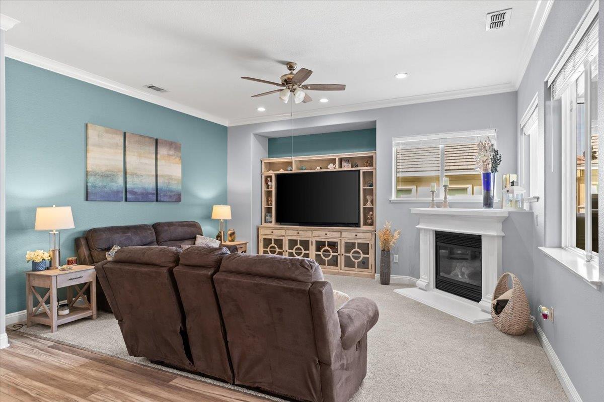 121 Athena Dr, Copperopolis, CA 95228