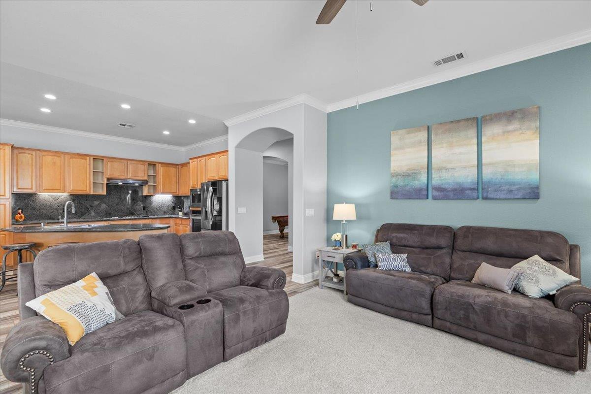 121 Athena Dr, Copperopolis, CA 95228