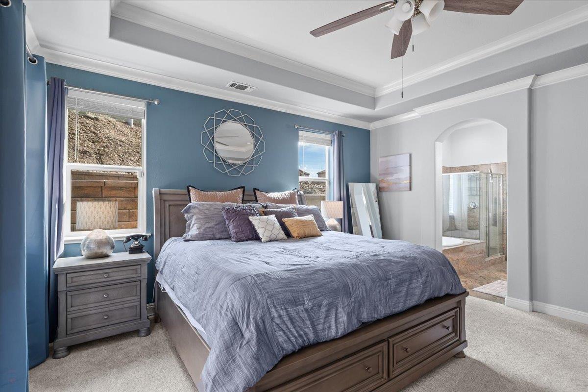 121 Athena Dr, Copperopolis, CA 95228