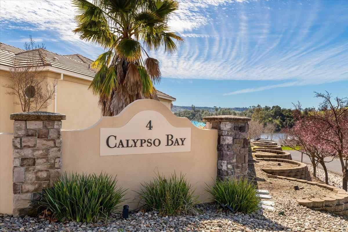 121 Athena Dr, Copperopolis, CA 95228