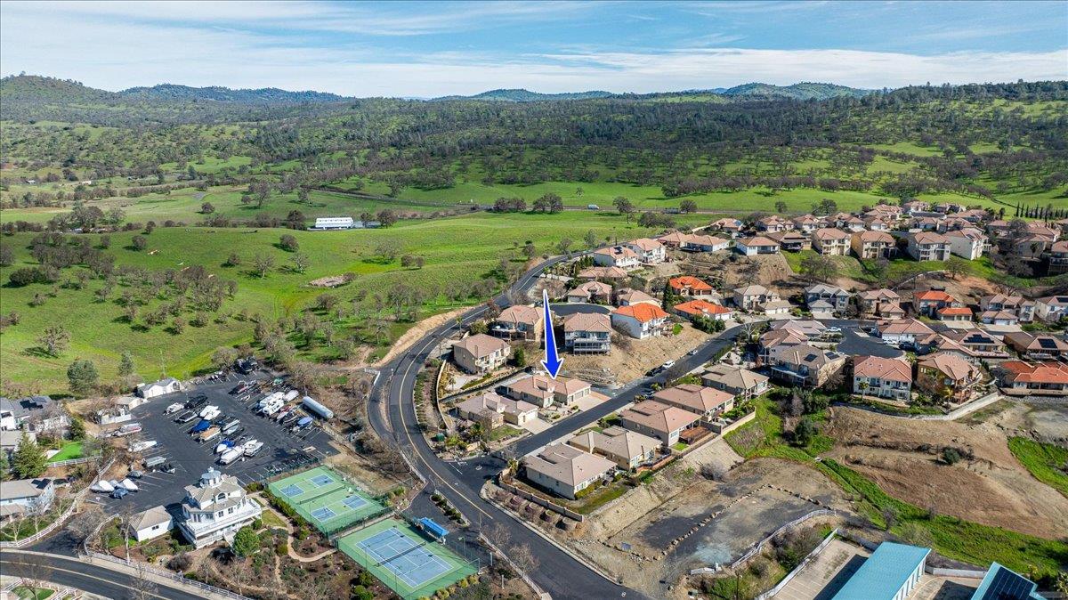 121 Athena Dr, Copperopolis, CA 95228