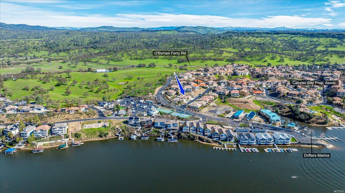 121 Athena Dr, Copperopolis, CA 95228