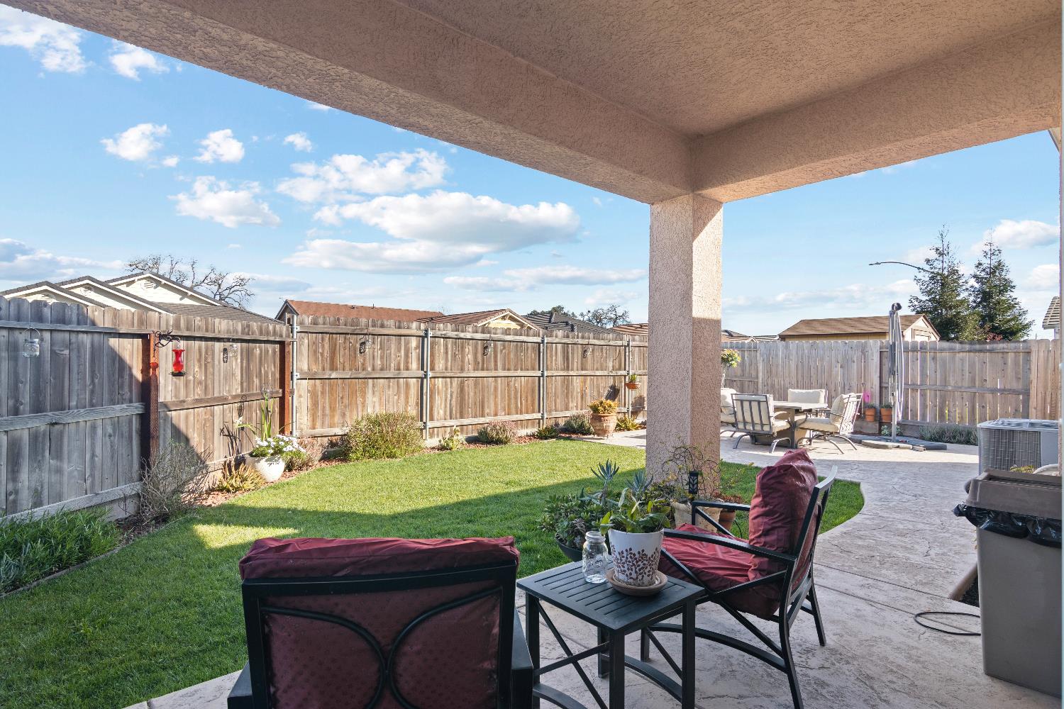 6544 Bowing Ct, Riverbank, CA 95367