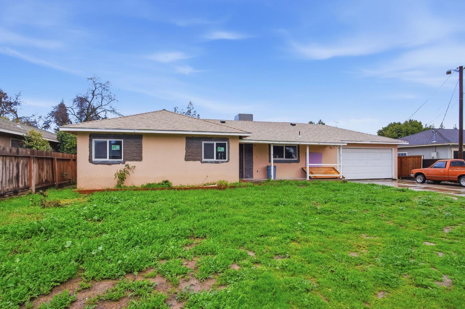 1131 N Rosemore Ave, Modesto, CA 95358