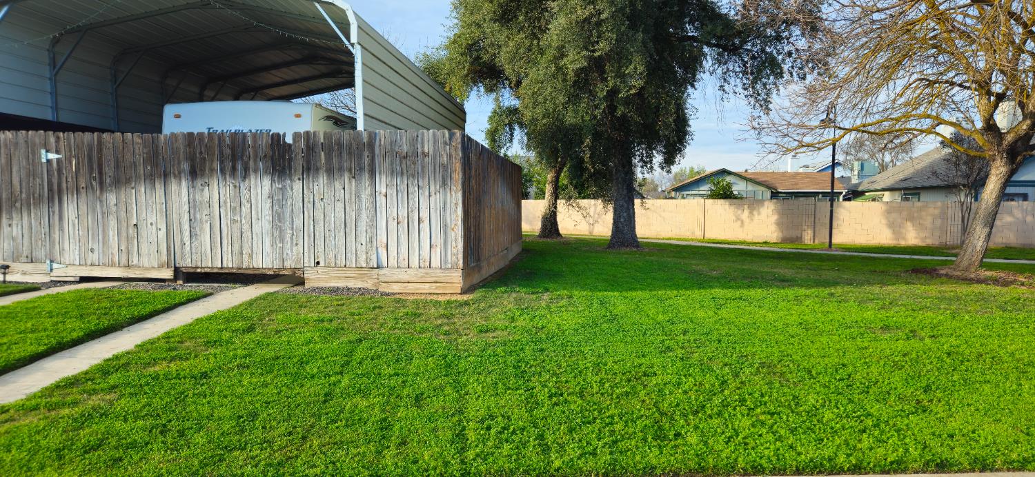 13319 Welch St, Waterford, CA 95386