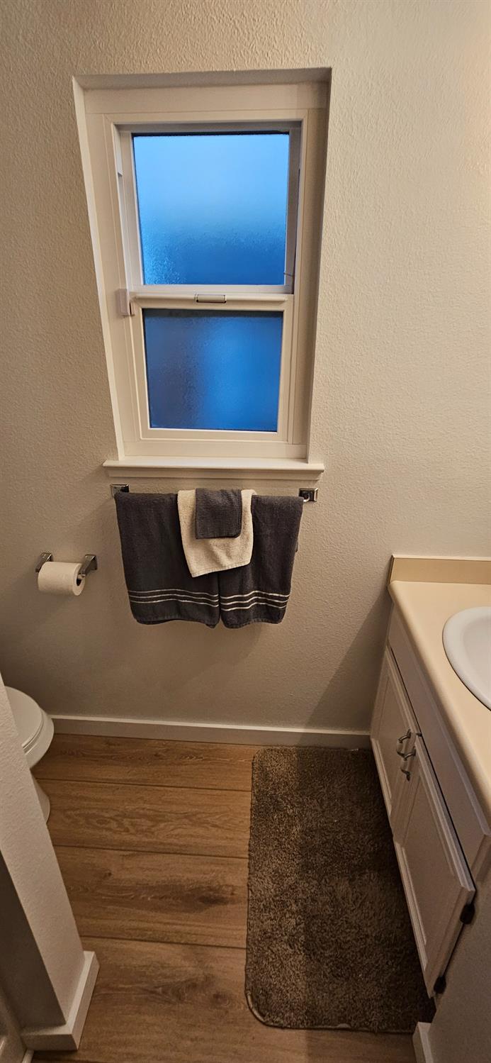 13319 Welch St, Waterford, CA 95386