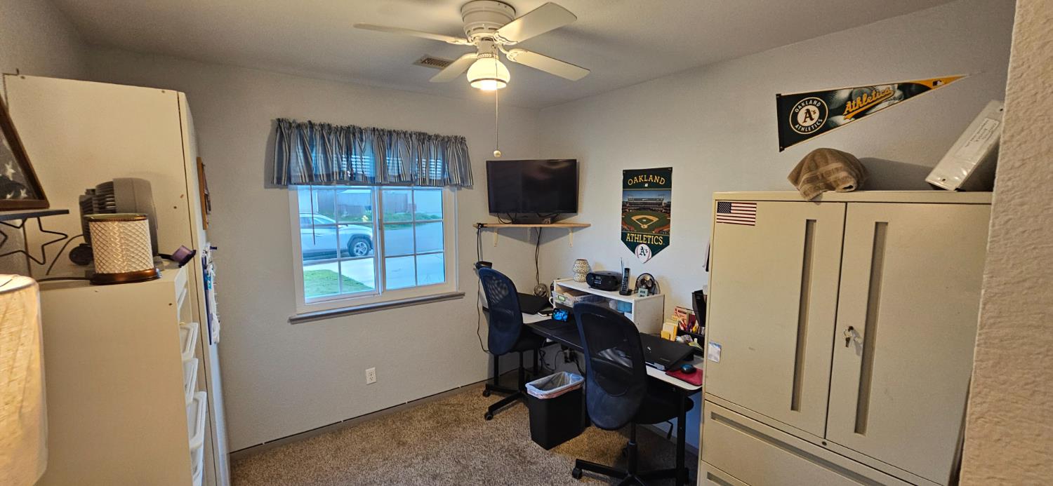 13319 Welch St, Waterford, CA 95386