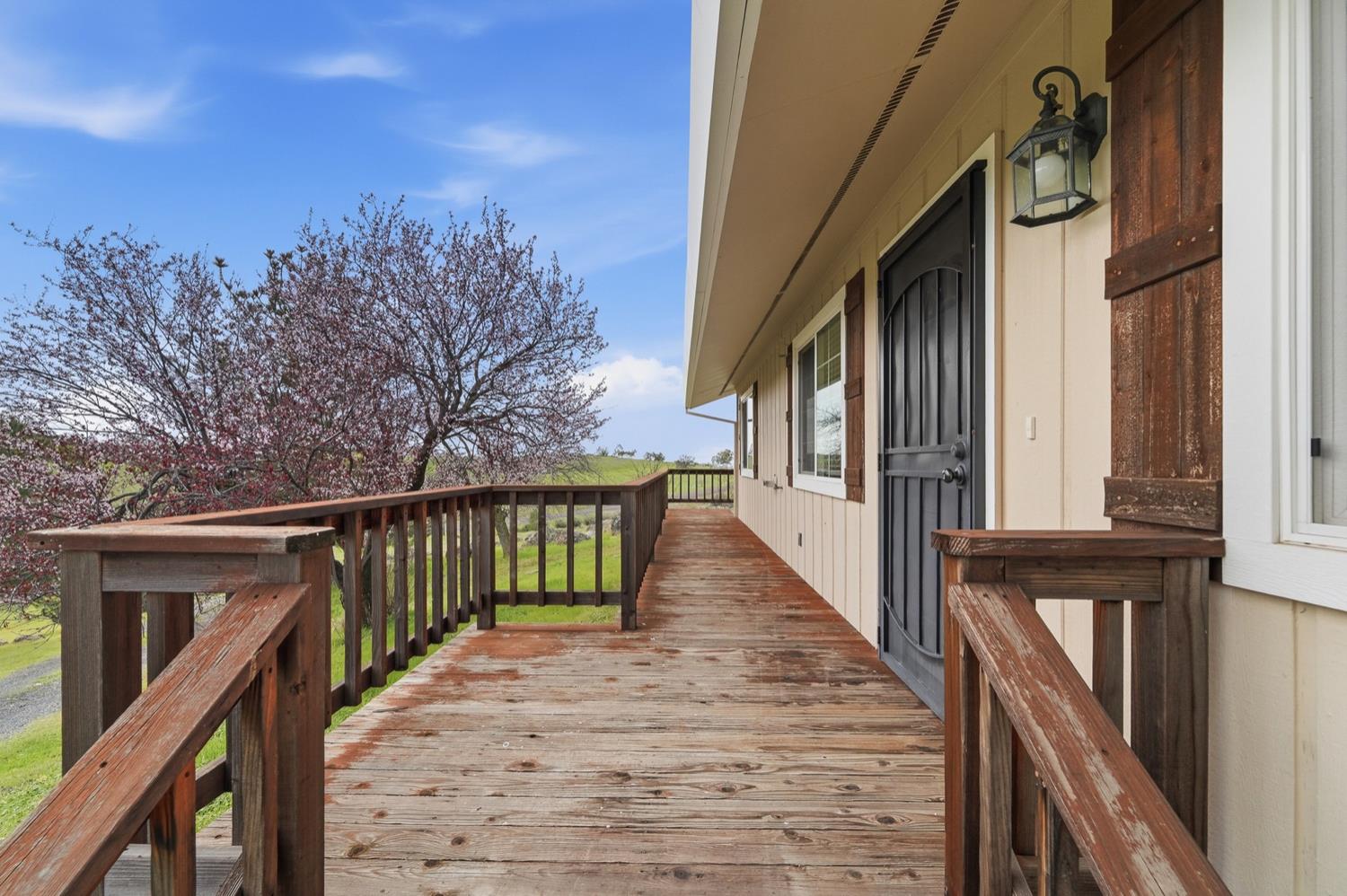 2615 Ranchito Dr, La Grange, CA 95329