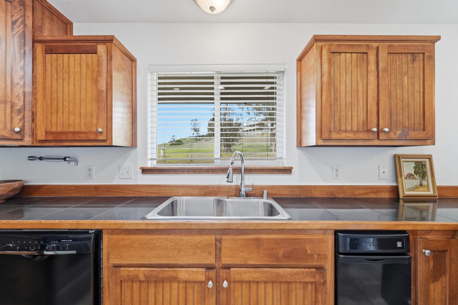 2615 Ranchito Dr, La Grange, CA 95329