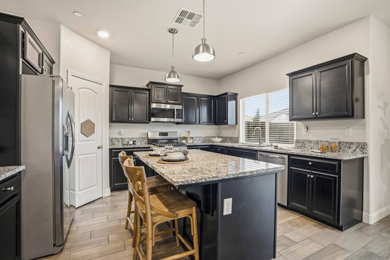 4852 Kinross Ct, Merced, CA 95348