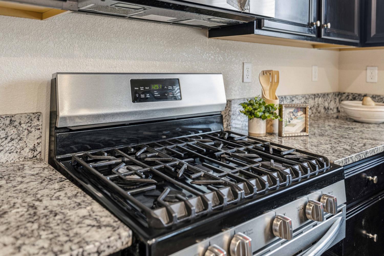 4852 Kinross Ct, Merced, CA 95348