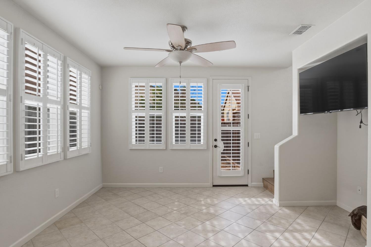 154 Splendido Ct, Newman, CA 95360