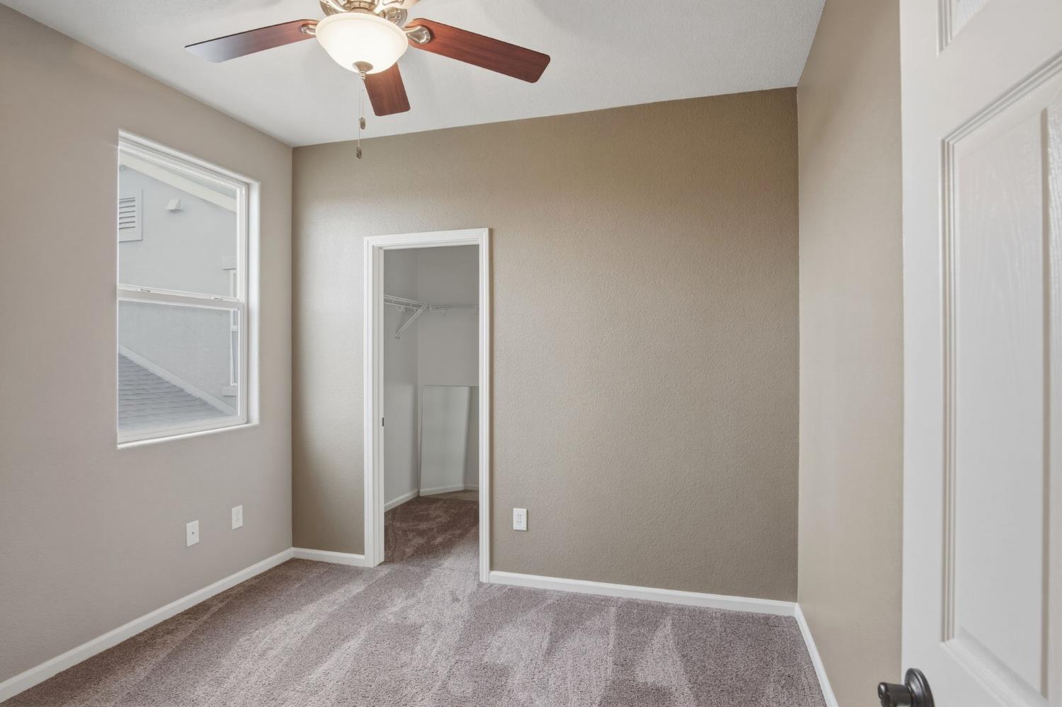 154 Splendido Ct, Newman, CA 95360