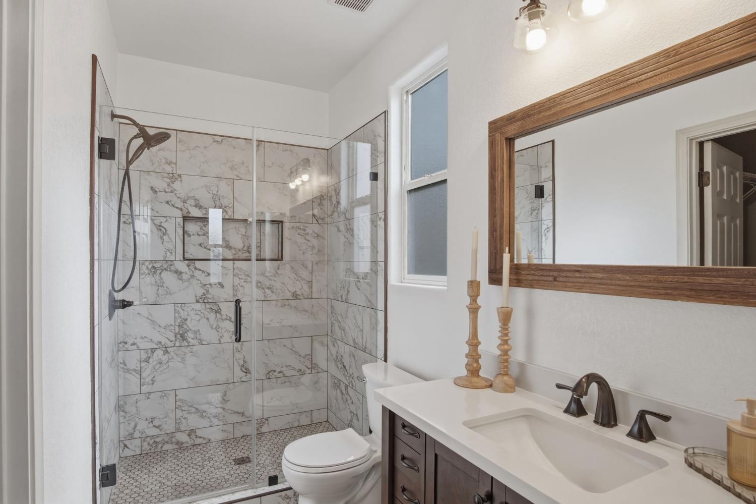 154 Splendido Ct, Newman, CA 95360